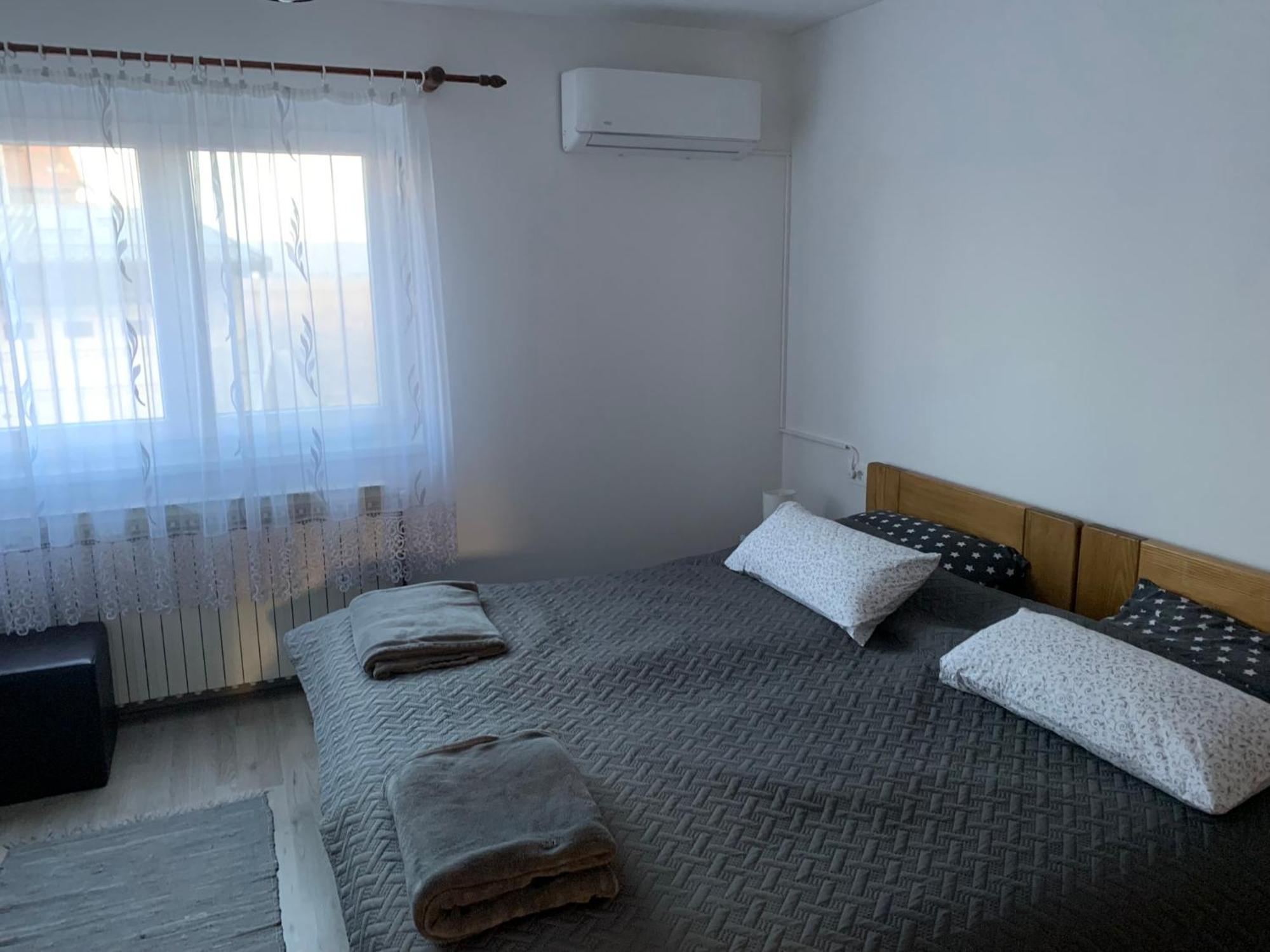 Kuca Za Odmor Blizanke Appartement Ogulin Buitenkant foto